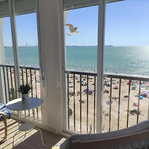 Primera Linea De Playa En Valdelagrana Apartamento El Puerto de Santa María